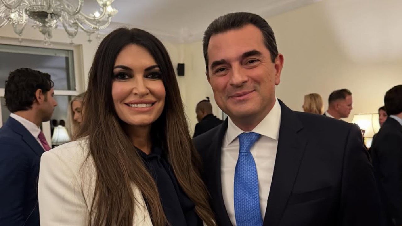 Σκρέκας: «Νέα σελίδα» στη συνεργασία Ελλάδας-ΗΠΑ με την άφιξη της Κίμπερλι Γκιλφόιλ - newstok.gr