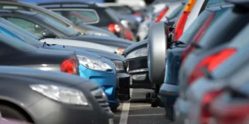 Χαλκίδα: «Έκαναν φτερά» 25.800 ευρώ μέσω WhatsApp – Η απάτη με τα ανύπαρκτα αυτοκίνητα από την Ιταλία