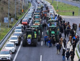 «Γολγοθάς» η έξοδος της Πρωτοχρονιάς: Ο πλήρης χάρτης των μπλόκων και οι «παγίδες» για τους οδηγούς