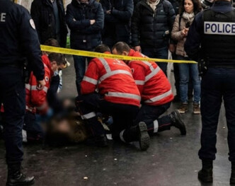 Τρόμος στο μετρό του Παρισιού: Επίθεση με μαχαίρι σε τρεις γυναίκες – Χειροπέδες σε 25χρονο