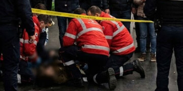 Τρόμος στο μετρό του Παρισιού: Επίθεση με μαχαίρι σε τρεις γυναίκες – Χειροπέδες σε 25χρονο