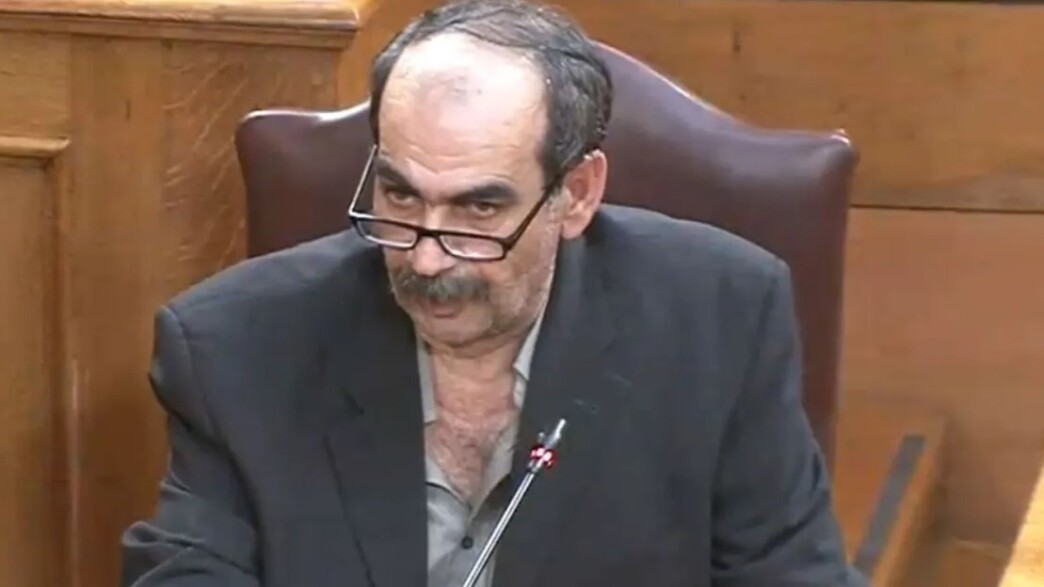 Ραγδαίες εξελίξεις: Κατεπείγουσα έρευνα για τον Γιώργο Ξυλούρη μετά την «άκαρπη» εμφάνιση στη Βουλή