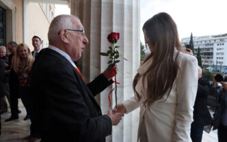 «Στο υψηλότερο επίπεδο οι σχέσεις Ελλάδας-ΗΠΑ»: Τι συζήτησαν Νικήτας Κακλαμάνης και Kimberly Guilfoyle