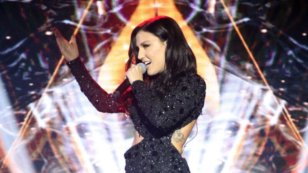 Ιουλία Καλλιμάνη: Το ξέσπασμα για την επίθεση στην πίστα – «Όσο με σέβεστε, θα σας σέβομαι»