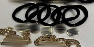 Κολωνάκι: Χειροπέδες σε 65χρονη επιχειρηματία – Πούλαγε «μαϊμού» κοσμήματα ως γνήσια