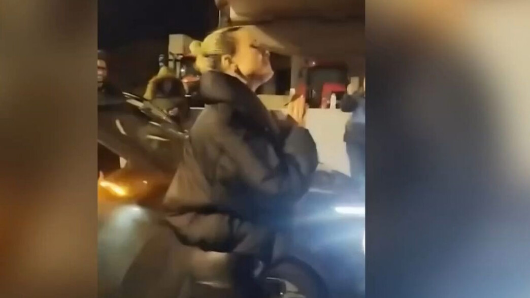 Η Κατερίνα Λιόλιου στο πλευρό των αγροτών: Η απρόσμενη εμφάνιση στα μπλόκα της Λαμίας και η α καπέλα ερμηνεία που αποθεώθηκε