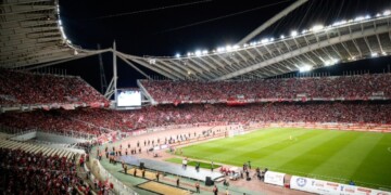 Σοβαρό κενό ασφαλείας στο ΟΑΚΑ: Το βίντεο που «πρόδωσε» τους σεκιούριτι – Πώς έβαλαν 50 οπαδούς στο γήπεδο χωρίς έλεγχο