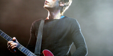 Θλίψη στους The Cure: Πέθανε ο Πέρι Μπαμόντε – Το συγκινητικό «αντίο» στον «Τέντι»