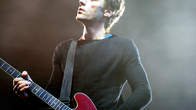 Θλίψη στους The Cure: Πέθανε ο Πέρι Μπαμόντε – Το συγκινητικό «αντίο» στον «Τέντι»