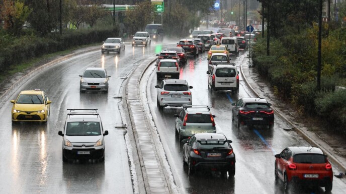 Αποκαταστάθηκε η κυκλοφορία σχεδόν σε όλη την Αττική από την κακοκαιρία Byron