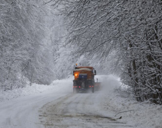 Λευκή Πρωτοχρονιά: Πού θα χιονίσει μέχρι το κύμα – Η πρόβλεψη Τσατραφύλλια για τις επόμενες ώρες
