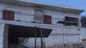 Τραγωδία στο Κερατσίνι - Ηλικιωμένο ζευγάρι δεν άντεξε την απώλεια του γιου τους και πέθαναν ο ένας δίπλα στον άλλον