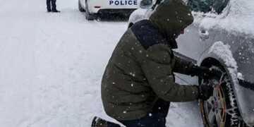 Συναγερμός στη Δυτική Μακεδονία: Υποχρεωτικές οι αλυσίδες – Δείτε ποιοι δρόμοι «πάγωσαν»
