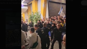 «Κόλαση» στο Τελ Αβίβ: Επίθεση οπαδών στον Αταμάν και «μπλόκο» στο πούλμαν του Παναθηναϊκού