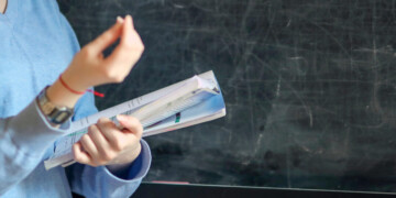 «Δεν ταξιδεύουν για αναψυχή»: Η συγκινητική κίνηση Ιταλού διευθυντή που πλήρωσε τους υπαλλήλους του για να δουν τις οικογένειές τους