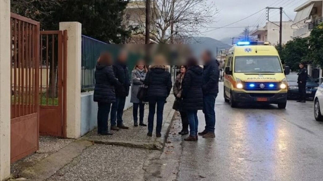 Αίγιο: Άγριος ξυλοδαρμός 16χρονου έξω από σχολείο – Εσπευσμένα στο νοσοκομείο του Ρίου ο μαθητής