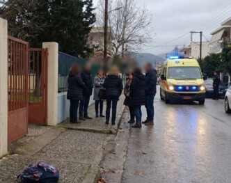 Αίγιο: Άγριος ξυλοδαρμός 16χρονου έξω από σχολείο – Εσπευσμένα στο νοσοκομείο του Ρίου ο μαθητής