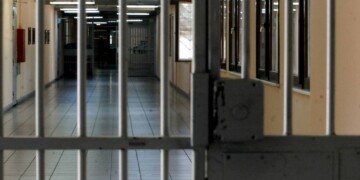 Φυλακές Μαλανδρίνου: Έφοδος της αστυνομίας στα κελιά - Εντοπίστηκαν μαχαίρια, ναρκωτικά και κινητά τηλέφωνα