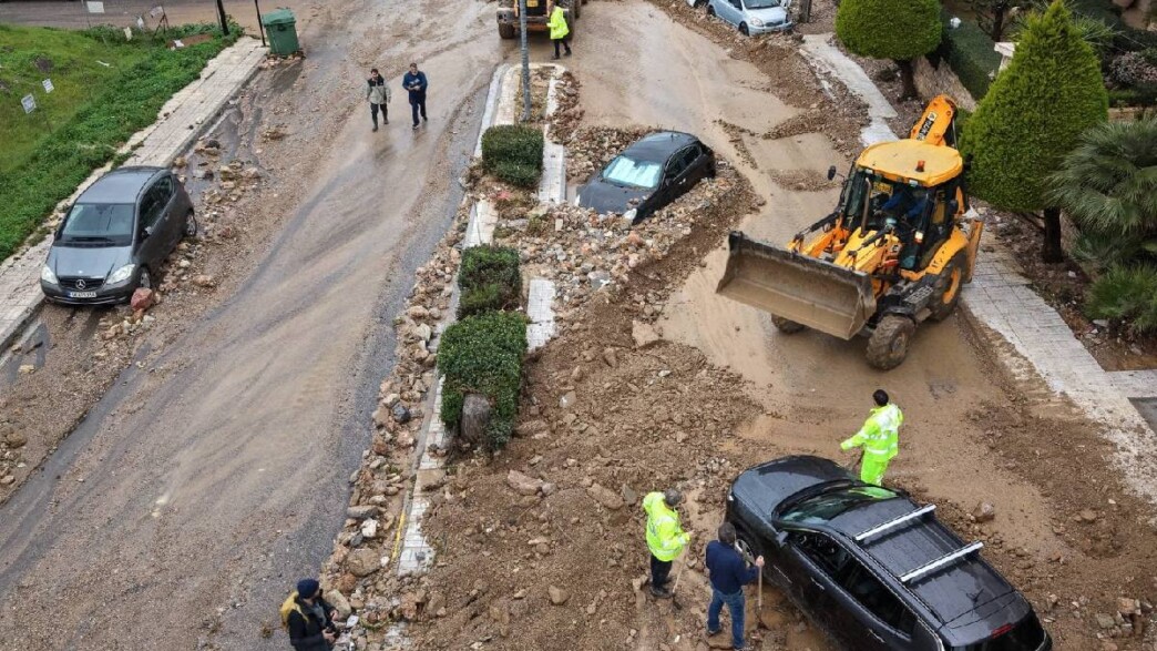 Γλυφάδα: «Το βουνό κατέβηκε στην πόλη» – Το χρονικό της τραγωδίας και η επόμενη μέρα