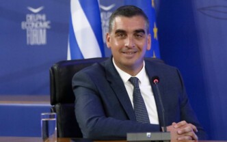 Σύλληψη στα Νότια Προάστια: Στο αυτόφωρο 45χρονος μετά από μήνυση του Γιάννη Κωνσταντάτου