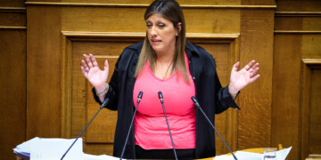 Χάος στη Βουλή: Η «έκρηξη» Κωνσταντοπούλου, το μπλόκο στη Λινού και η ατάκα για τη «γαλαρία»