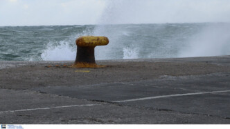 Απαγορευτικό Απόπλου: «Δένουν» κάβους τα πλοία στην Αττική – Ποια δρομολόγια ακυρώνονται τώρα