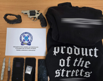 Τρόμος στην Αττική: Πώς έπεσε η συμμορία που «χτυπούσε» βενζινάδικα και μίνι μάρκετ – Το μαχαίρωμα και η λεία