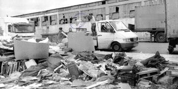 Ρέντης: «Τσουχτερό» πρόστιμο και κατάσχεση φορτηγού – Πιάστηκαν στα πράσα να πετούν μπάζα στη μέση του δρόμου