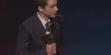 Critics Choice Awards: Η δημόσια ερωτική εξομολόγηση του Τιμοτέ Σαλαμέ στην Κάιλι Τζένερ που «έλιωσε» το κοινό