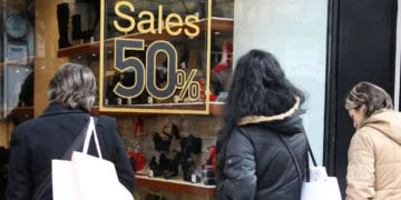 Κυριακή 25 Ιανουαρίου: Ανοιχτά μαγαζιά και σούπερ μάρκετ – Τι ώρα κλείνουν και τι πρέπει να προσέξετε