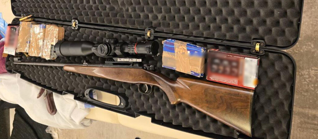 Έφοδος του «Ελληνικού FBI»: Εργοστάσιο στη Βοιωτία και 25 συλλήψεις για λαθραία τσιγάρα