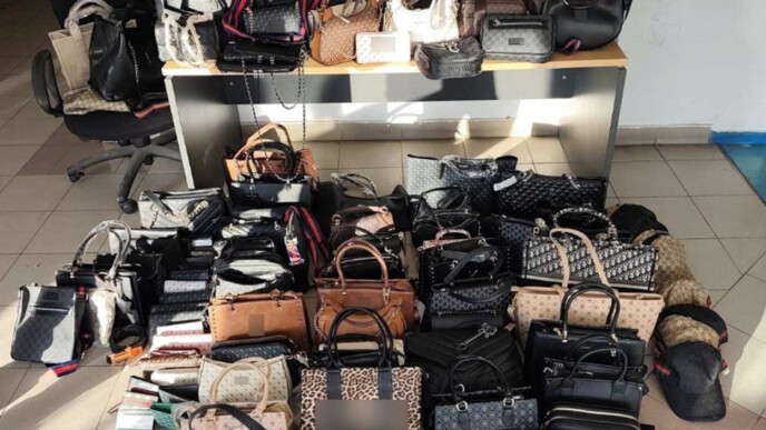 Μαρούσι: Στα δίχτυα της ΕΛ.ΑΣ. οι πλανόδιοι με τις επώνυμες «μαϊμούδες» – Πού τους εντόπισαν