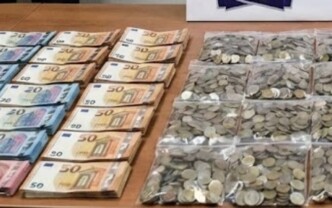 Εξάρθρωση κυκλώματος εμπορίας ανθρώπων στην Αθήνα: Τους υπόσχονταν δουλειά και τους έριχναν στα φανάρια