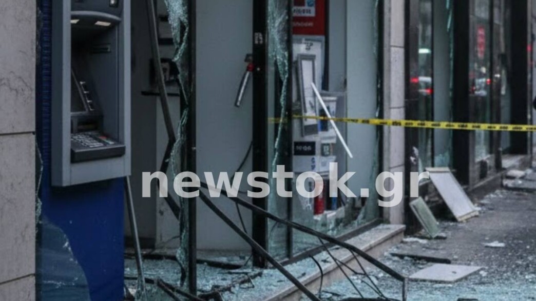 Νύχτα τρόμου στην Πατησίων: Καταδρομική επίθεση κουκουλοφόρων με βαριοπούλες σε τράπεζες και καταστήματα