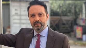 Γιώργος Κακούσης: Τέλος από την ΕΡΤ και τη δημοσιογραφία – Η εμπλοκή στην έρευνα για τη ΓΣΕΕ και η οργισμένη απάντηση