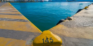 «Έμφραγμα» στο Λιμάνι: Δεμένα τα πλοία στον Πειραιά – Τι πρέπει να γνωρίζουν οι ταξιδιώτες