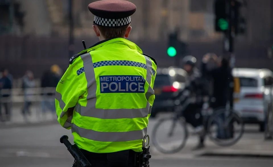 Τραγωδία στο Λονδίνο: Γυναίκα έπεσε νεκρή από επίθεση με μαχαίρι σε πολυσύχναστο δρόμο του Willesden