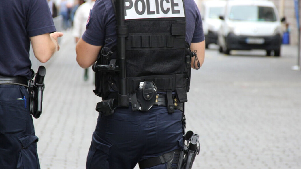 Συναγερμός στην καρδιά της Γαλλίας: Αιματηρή επίθεση στην Αψίδα του Θριάμβου – Ο δράστης είχε αποφυλακιστεί πρόσφατα