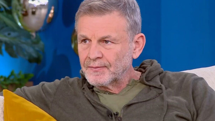 Απόστολος Γκλέτσος: Η συγκλονιστική εξομολόγηση για τους «δασκάλους» του και η μεγάλη επιστροφή στο θέατρο μετά από 10 χρόνια