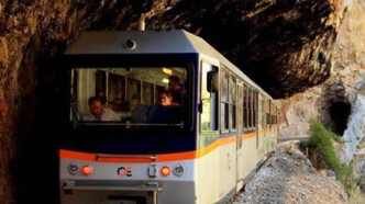 Εκτός λειτουργίας ο Οδοντωτός: Τι πρέπει να γνωρίζουν οι ταξιδιώτες για τα δρομολόγια προς Καλάβρυτα