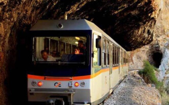 Εκτός λειτουργίας ο Οδοντωτός: Τι πρέπει να γνωρίζουν οι ταξιδιώτες για τα δρομολόγια προς Καλάβρυτα