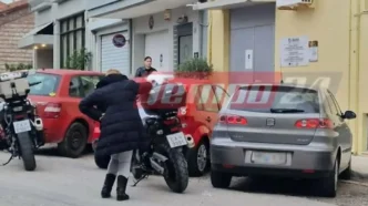 Αίμα στην Πάτρα: Άγριο μαχαίρωμα μέσα στη δομή του ΟΚΑΝΑ και ανθρωποκυνηγητό