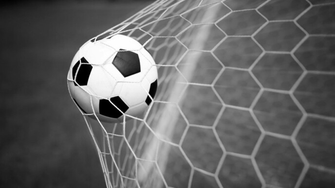 Τραγωδία στο γήπεδο: 25χρονος ποδοσφαιριστής κατέρρευσε και πέθανε μετά τη λήξη του αγώνα