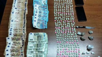 Χολιγουντιανή καταδίωξη στο κέντρο της Αθήνας: Δείτε το "κινητό φαρμακείο" που εντόπισε η ΔΙ.ΑΣ.