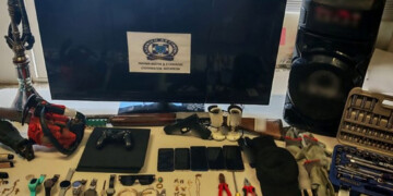 "Ξεσκέπασαν" τη σκληρή συμμορία των Μεγάρων: Πώς ρήμαζαν σπίτια και καταστήματα σε πέντε νομούς