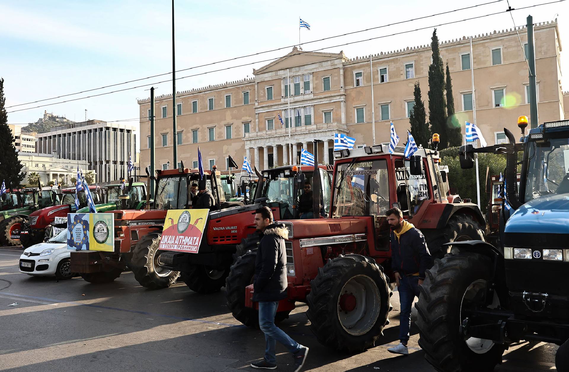 Απόβαση τρακτέρ στο Σύνταγμα: Πώς θα κινηθούν οι αγρότες και ποιοι δρόμοι κλείνουν στην Αθήνα
