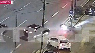 Βίντεο ντοκουμέντο από Σοβαρό τροχαίο στη Συγγρού: Περαστικοί έκαναν ΚΑΡΠΑ σε 42χρονο μοτοσικλετιστή