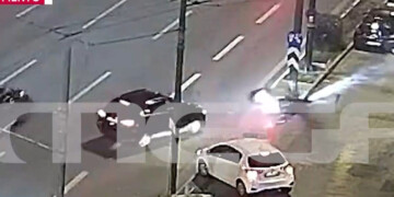 Βίντεο ντοκουμέντο από Σοβαρό τροχαίο στη Συγγρού: Περαστικοί έκαναν ΚΑΡΠΑ σε 42χρονο μοτοσικλετιστή