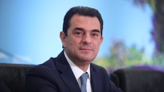 Η «αθόρυβη» στρατηγική Σκρέκα: Οι κρυφές επαφές και το μήνυμα της Πειραιώς που αλλάζει τα δεδομένα