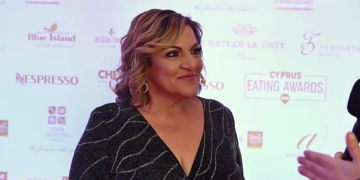 Βίκυ Σταυροπούλου: Το «καρφί» για τα δημοσιεύματα και η αλήθεια για τη σχέση με τη Δανάη